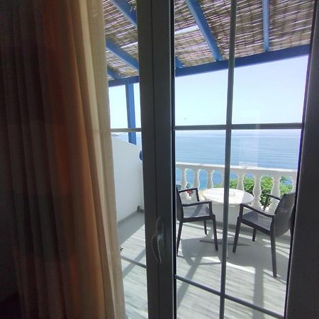 Marisini Sea View Aparthotel Batsi  Exterior photo