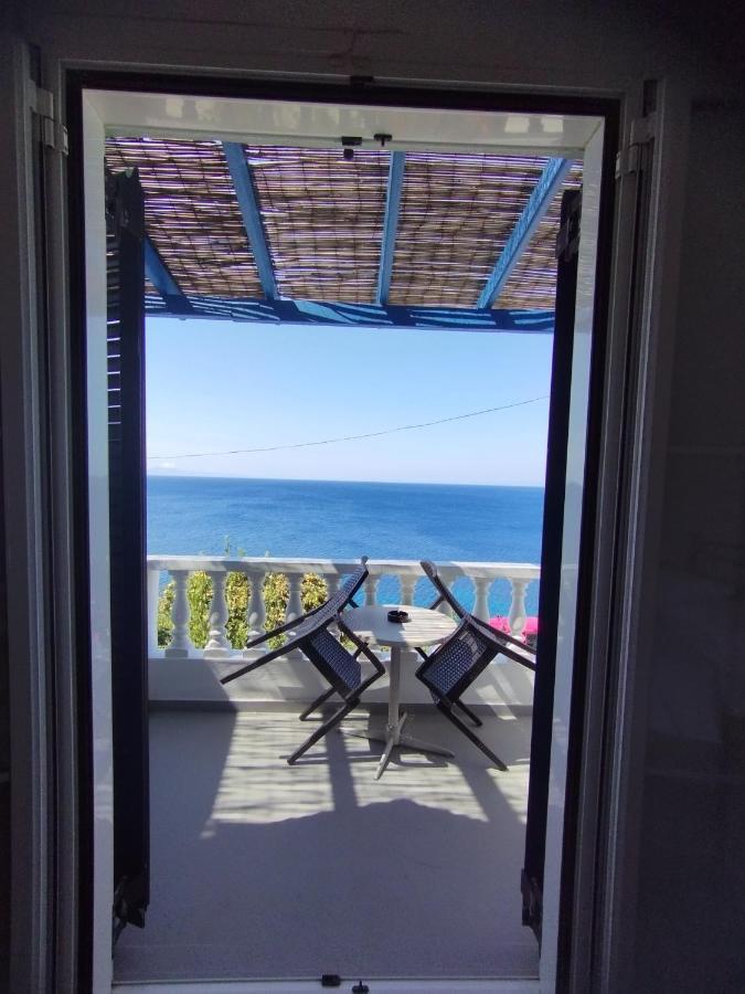 Marisini Sea View Aparthotel Batsi  Exterior photo
